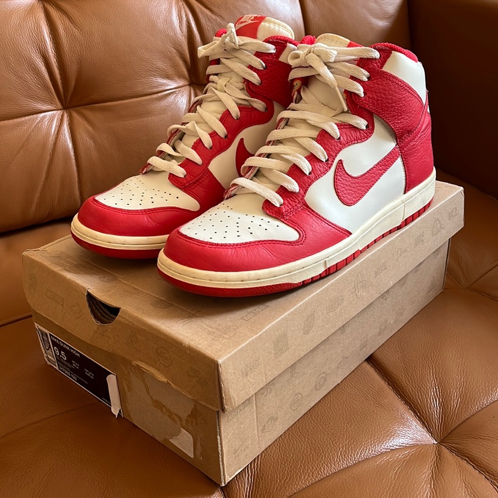 Nike Dunk High Sail Pack Action Red